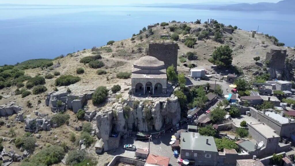 Ayvacık Behramkale Assos - Ayvacık Gezi Rehberi